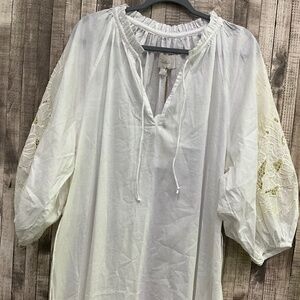 CLEOBELLA WHITE KAFTAN NWT/SIZE LARGE/